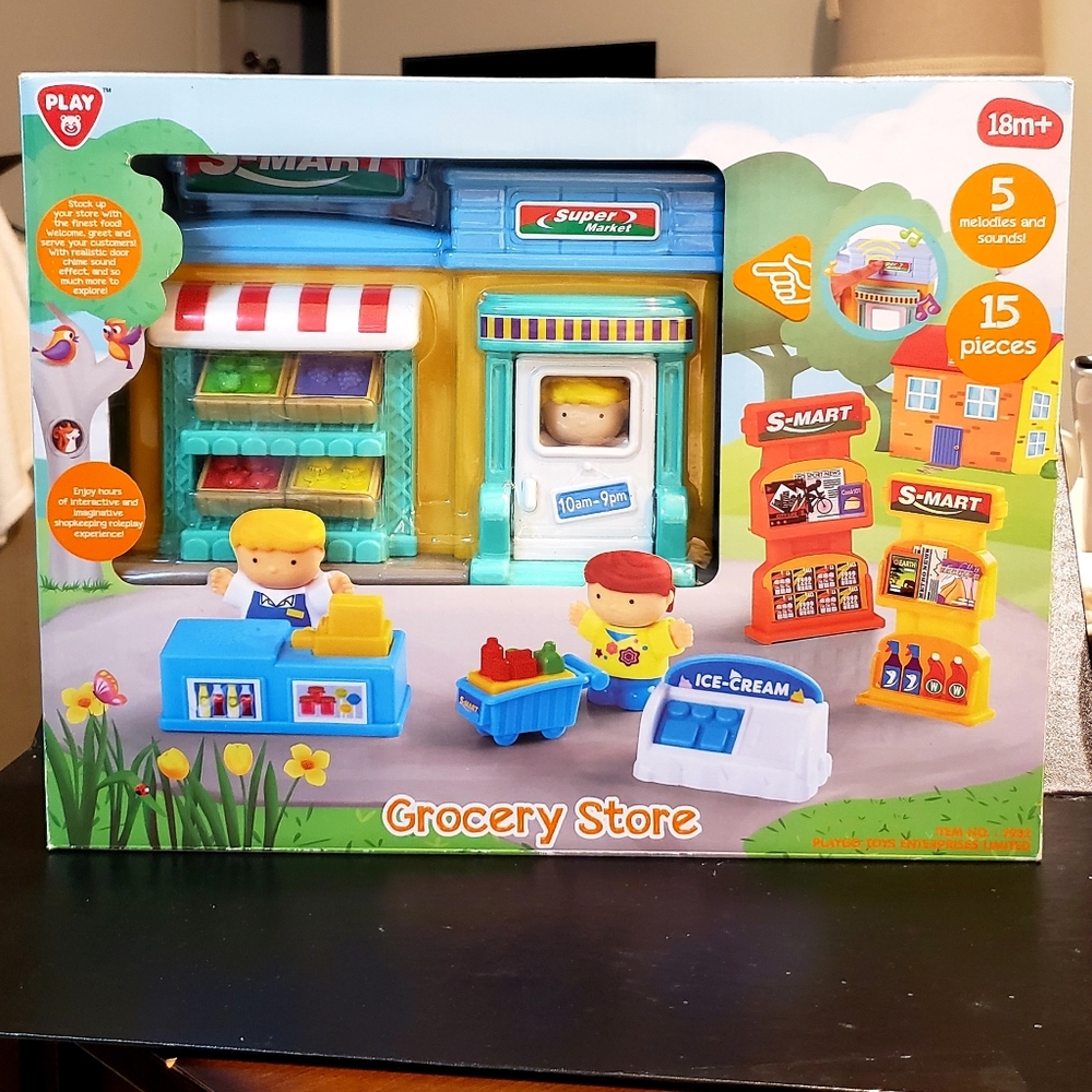 PLAYGO Toys Grocery Store 15pc Play set 5 melodies and sounds